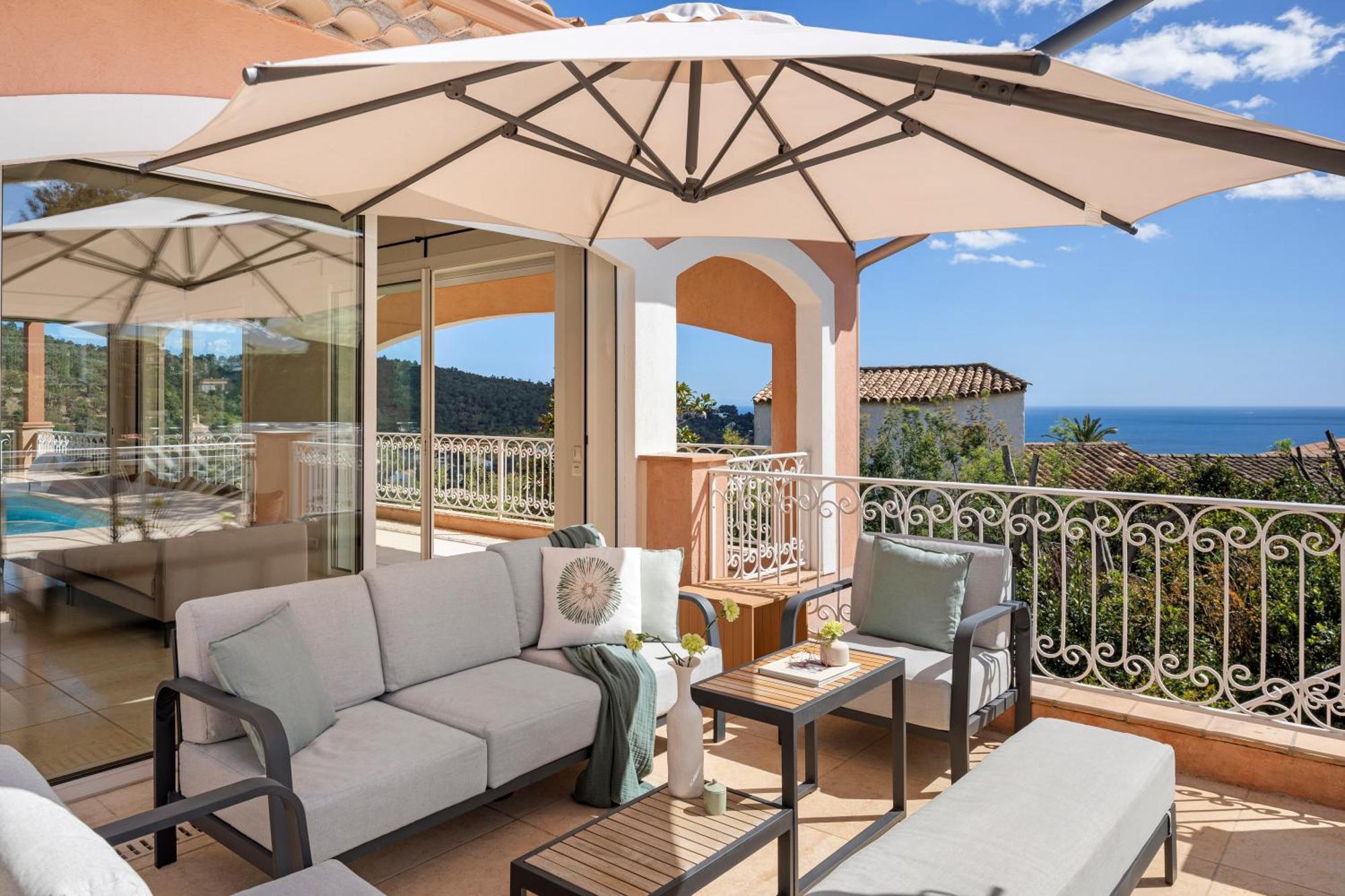 Villas Raphael เลอิสซ็องเบรอ ภายนอก รูปภาพ